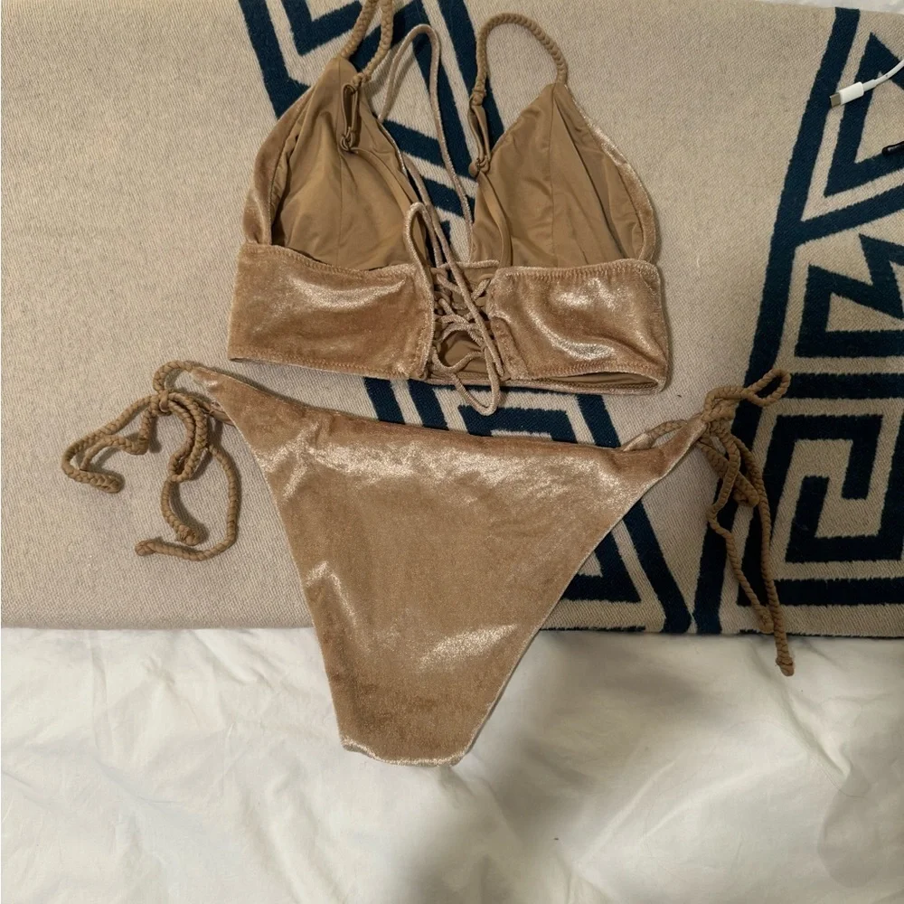 Frankies Gold Velvet bikini 2017